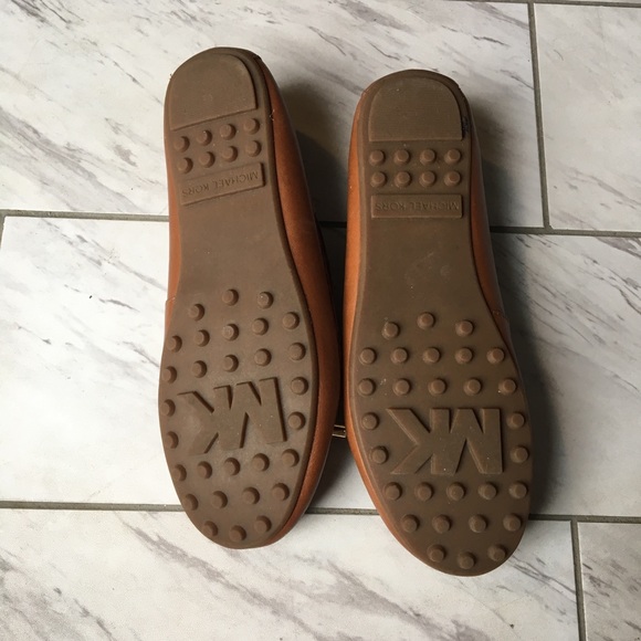 Michael Kors Sutton Loafers - Picture 5 of 8